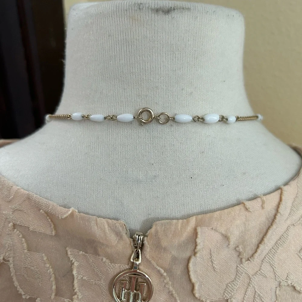 Vintage Gold Tone Dainty White Plastic Oval Chain Link Beaded Necklace 26”